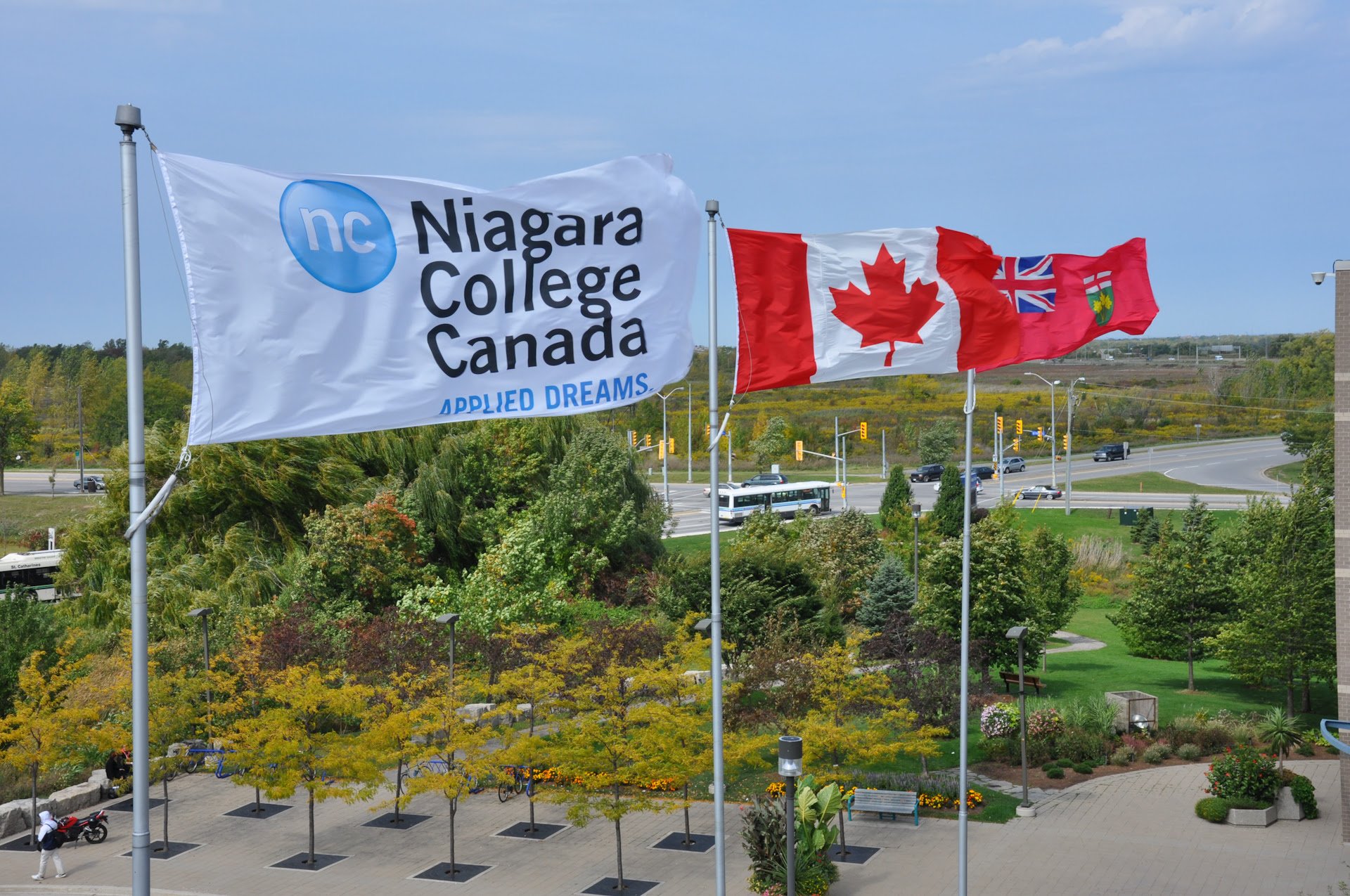 2016 尼加拉學院Niagara College 暑期夏令營Summer ESL Camp!!