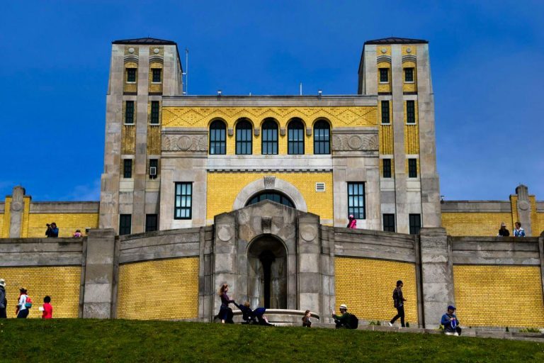 6. R.C. Harris Filtration Plant 多倫多淨水廠｜WOORI 留遊學推薦多倫多的原因