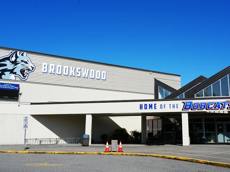 Brookswood Secondary School｜Langley School District Board｜Woori 加拿大最大遊留學代辦Woori