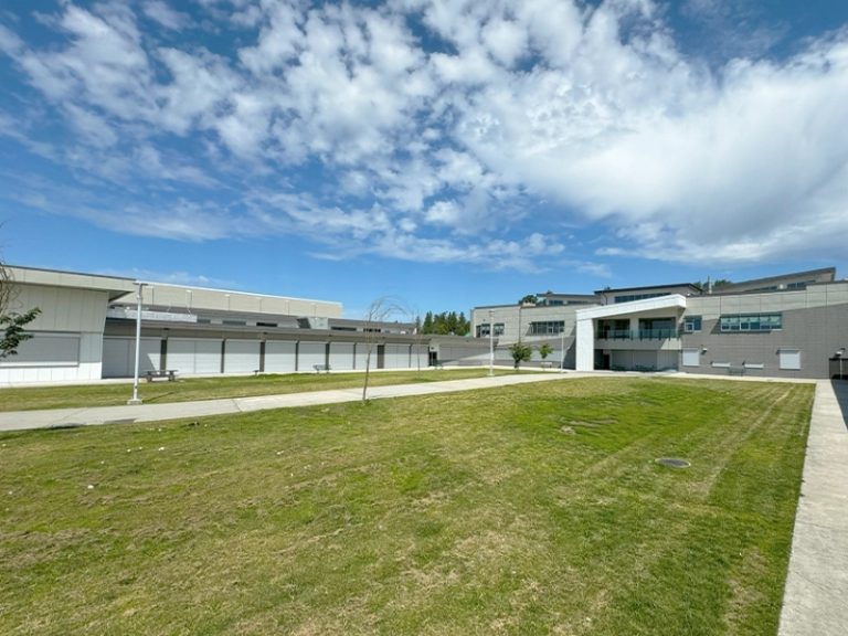 Langley Secondary School｜Langley School District Board｜Woori 加拿大最大遊留學代辦Woori