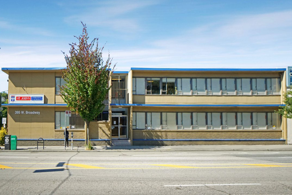 st-john-s-academy-vancouver-shkola-svyatogo-ioanna-v-vankuvere-smapse5