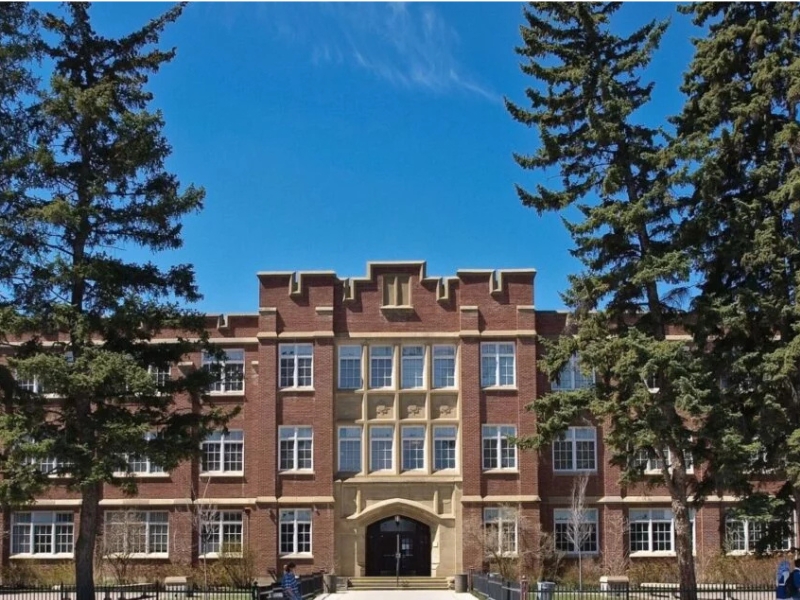 Crescent-Heights-High-School｜Calgary Board of Education 卡加利教育局｜Woori 加拿大最大遊留學代辦